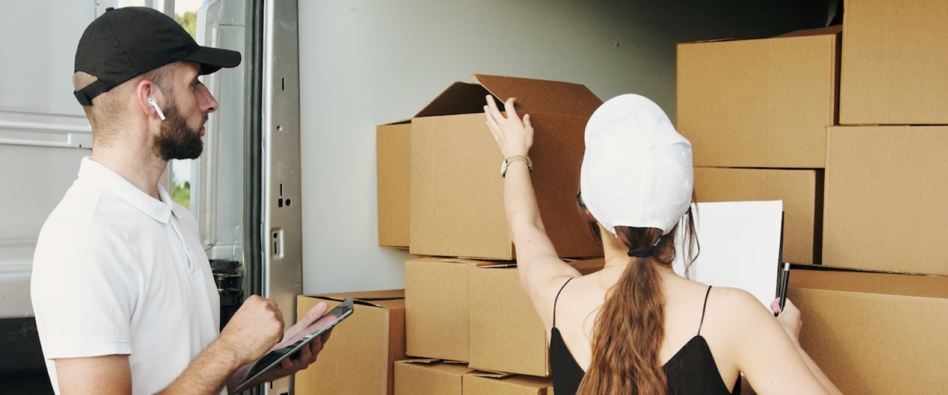 How Moving And Storage Services Can Make Your Business Move In Vero Beach Seamless
