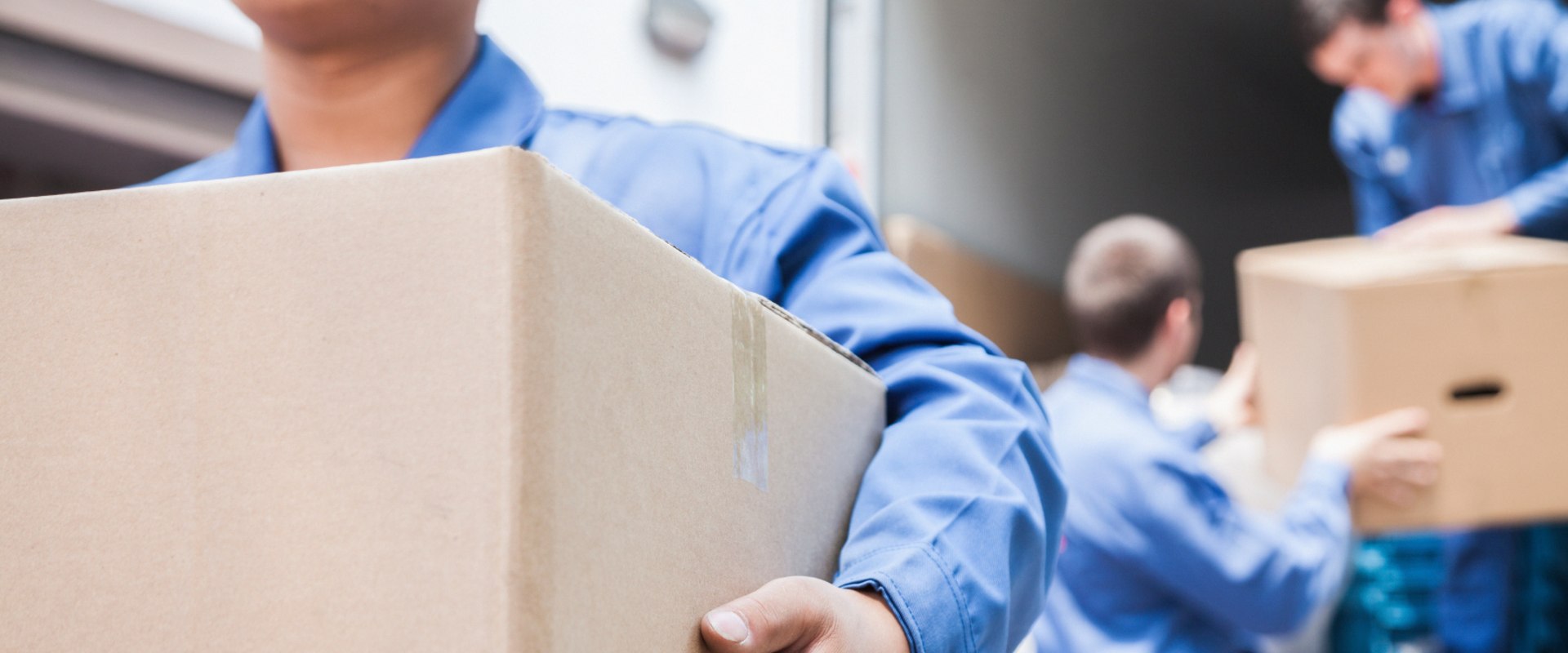 What Are the Costs of an International Move with a Moving and Storage Company?